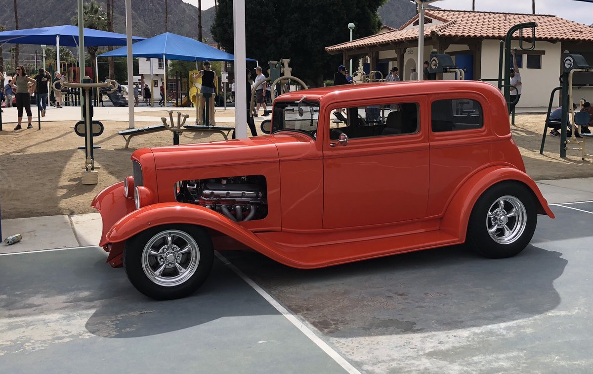 Desertbest's tweet photo. A fabulous day for the La Quinta car show!  #car #restoration https://t.co/7NbmhoX8cr