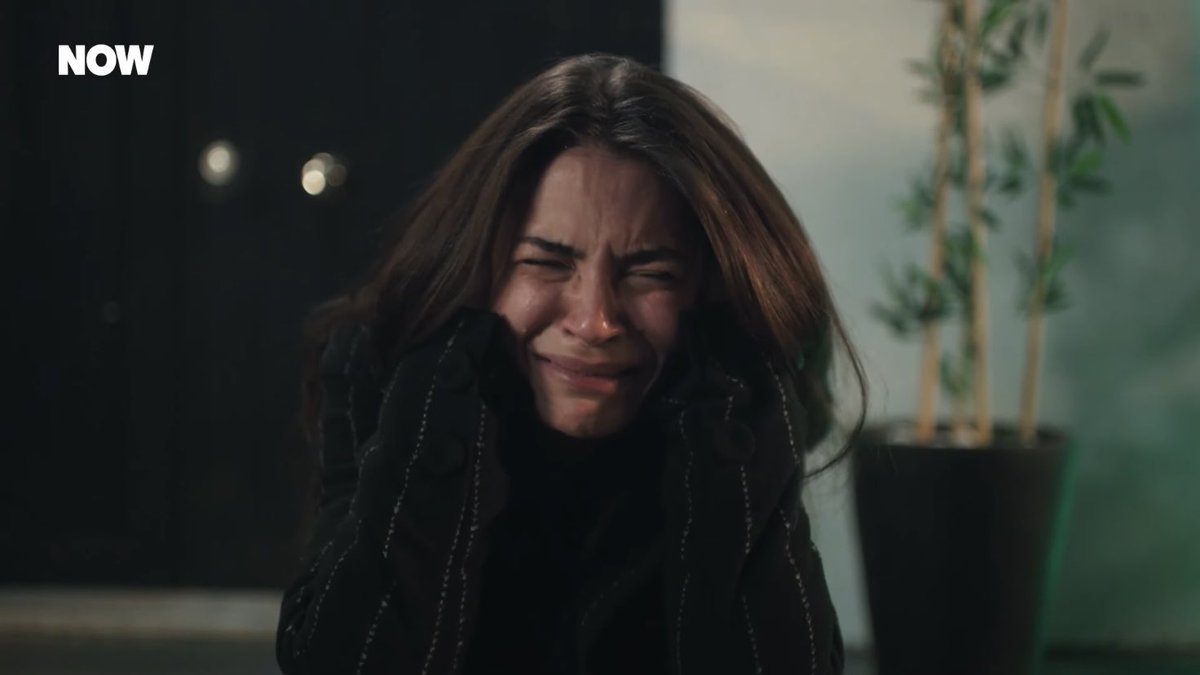 jmoxsuxea's tweet photo. The pain Ipek went through this episode 🥺😭 she literally didn’t deserve any of these #birandamlayılmaz #kopuk https://t.co/2OJDGV2c1e