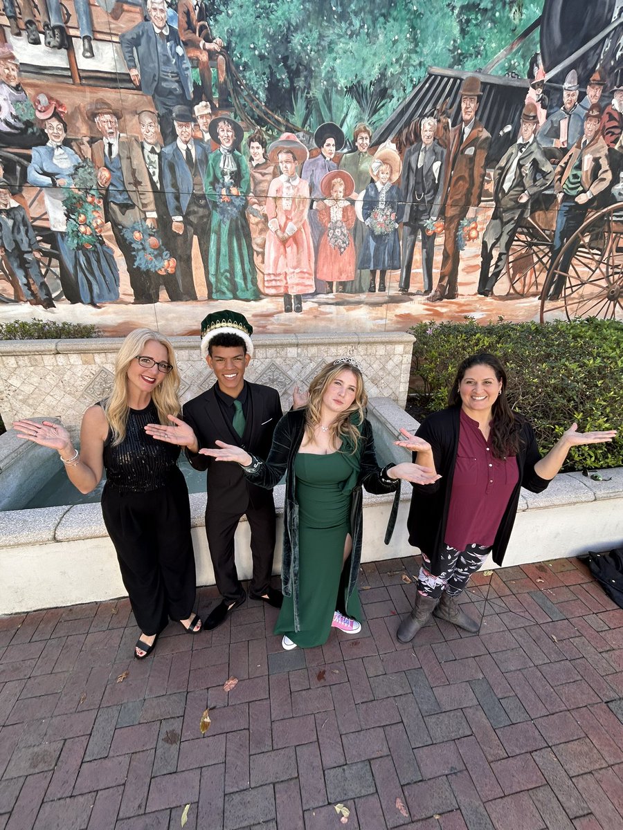 mendi_camacho's tweet photo. The Miss &amp; Mr. DHS photoshoot starts the detailed process of executing an amazing production that ends with a new Miss &amp; Mr. for ‘24-‘25. @delandbulldogs https://t.co/fAY8IHn55p