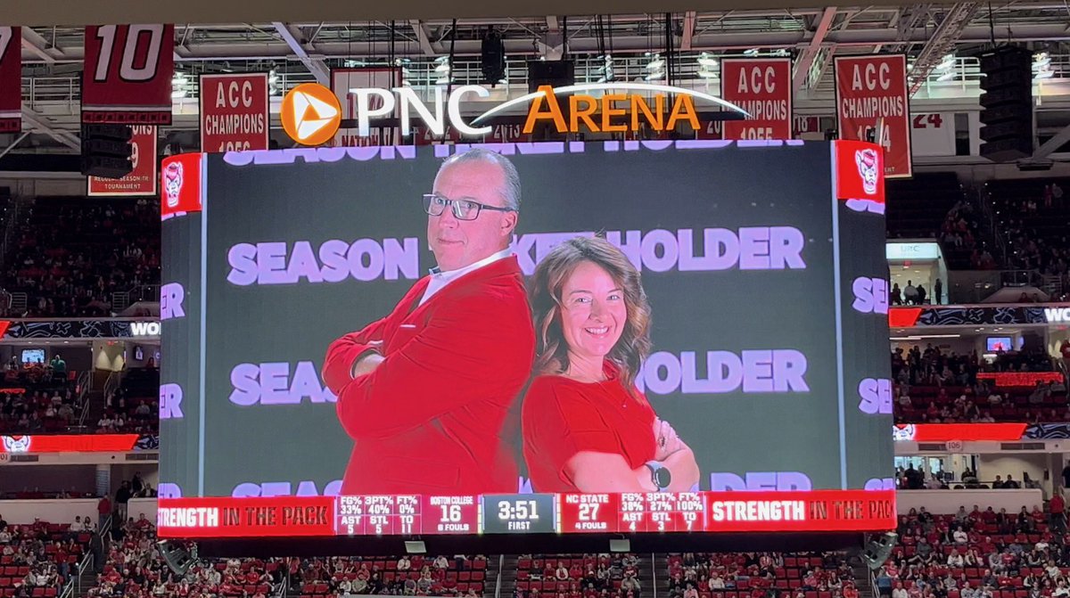 JohnnieBud's tweet photo. Today was a great day at @PNCArena to watch @PackMensBball , @ncsulilwolf and I were Season Ticket Holders of the game. What an awesome experience!! “#PackMBB https://t.co/8hOAWeWCQb