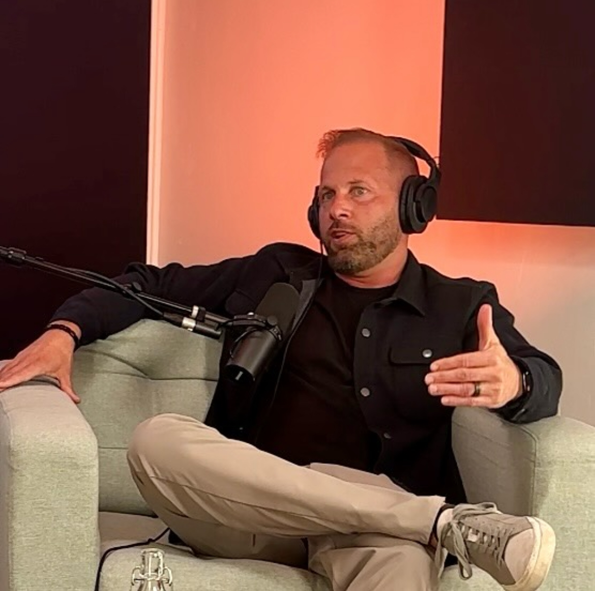daveallred_'s tweet photo. Check out this podcast with Joe Morton and I that just dropped! We cover:

🔓Pursuing adventure as serial entrepreneurs
🔓Lessons learned from our Mt Everest expedition
🔓Keys for living to 100+ years with vitality
🔓Regenerative science/Peptides/Stem Cells
🔓Great health is requisite to dominating in business
🔓Dave’s “Win The Morning” routine
🔓Leadership: The #1 skillset to win the game of life
🔓Inspiring our kids to lead active lifestyles
🔓Favorite biohacking habits for longevity
🔓Correlation between physical health and financial health
🔓Reverse engineering life with intentionality, purpose, and impact

Podcast link: https://t.co/76HFYAwKuZ
