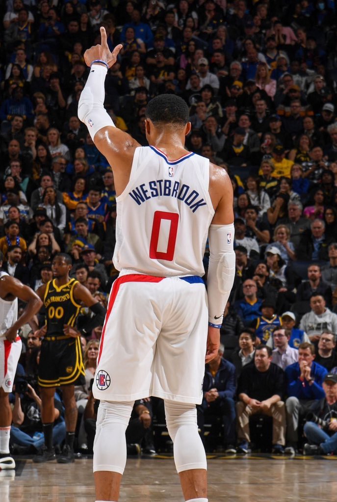 russdimes's tweet photo. If you’re an OKC/Russ fan you made the right choices in life https://t.co/iukno2el0V