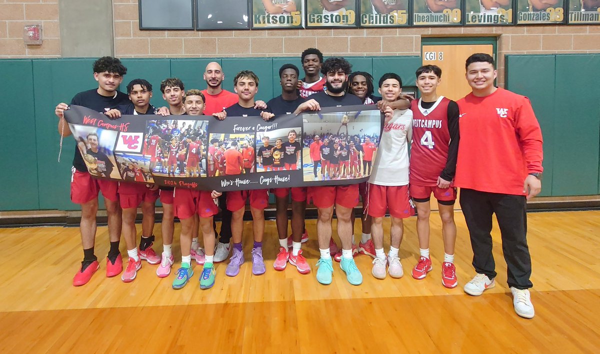 WestCampusHoops's tweet photo. Last night the “Farewell Tour” came to end. What a final season it was!

Record: 18-15 (6-2)
District 27-3A Runner Up
Bi District Champion 🏆 
Area Finalists

Amazing group for the whole West Campus community to be proud of. 

Individual Awards to be announced at a later time. https://t.co/Gzpcat2pAe