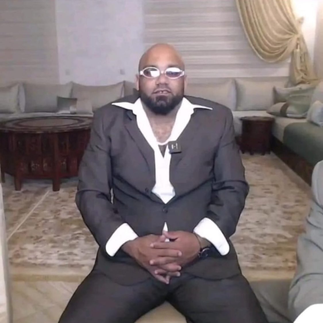 giths_off's tweet photo. Lgelsa li ghan3ml fsalon mli ghanmchi nkhetba https://t.co/DK4I2vdIYr