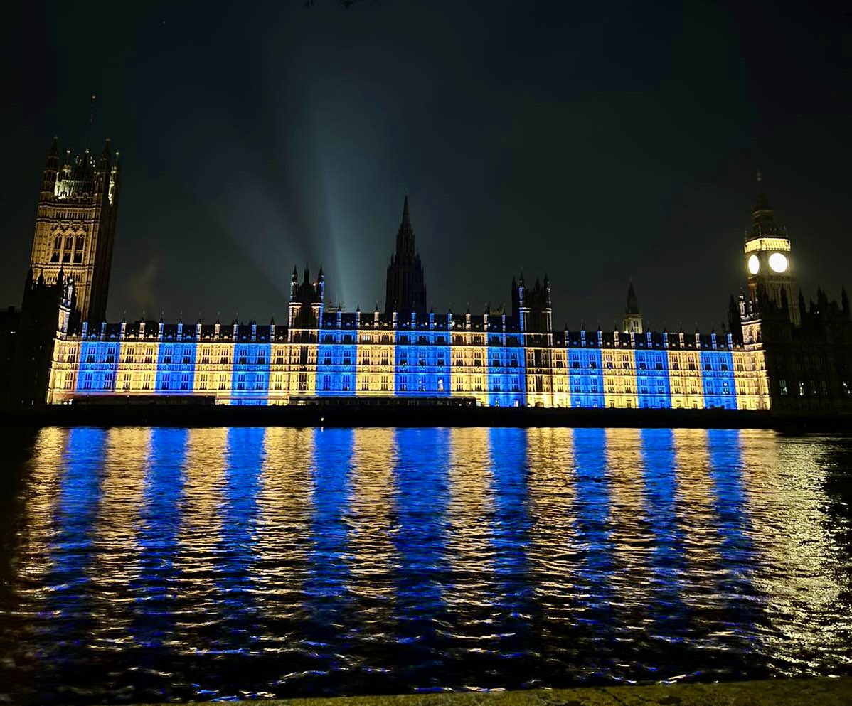 The Houses of Parliament in London illuminated in Ukraine’s blue-and-yellow national colours tonight as a symbol of solidarity with the Ukrainian people on the second anniversary of Russia’s full-scale invasion