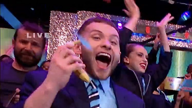 We hope you went bananas when you spotted it… Well done if you saw this week’s #ICanSeeYourThing 👏 

The prize this week is... Absolutely nothing! 😂🍌 

#SaturdayNightTakeaway