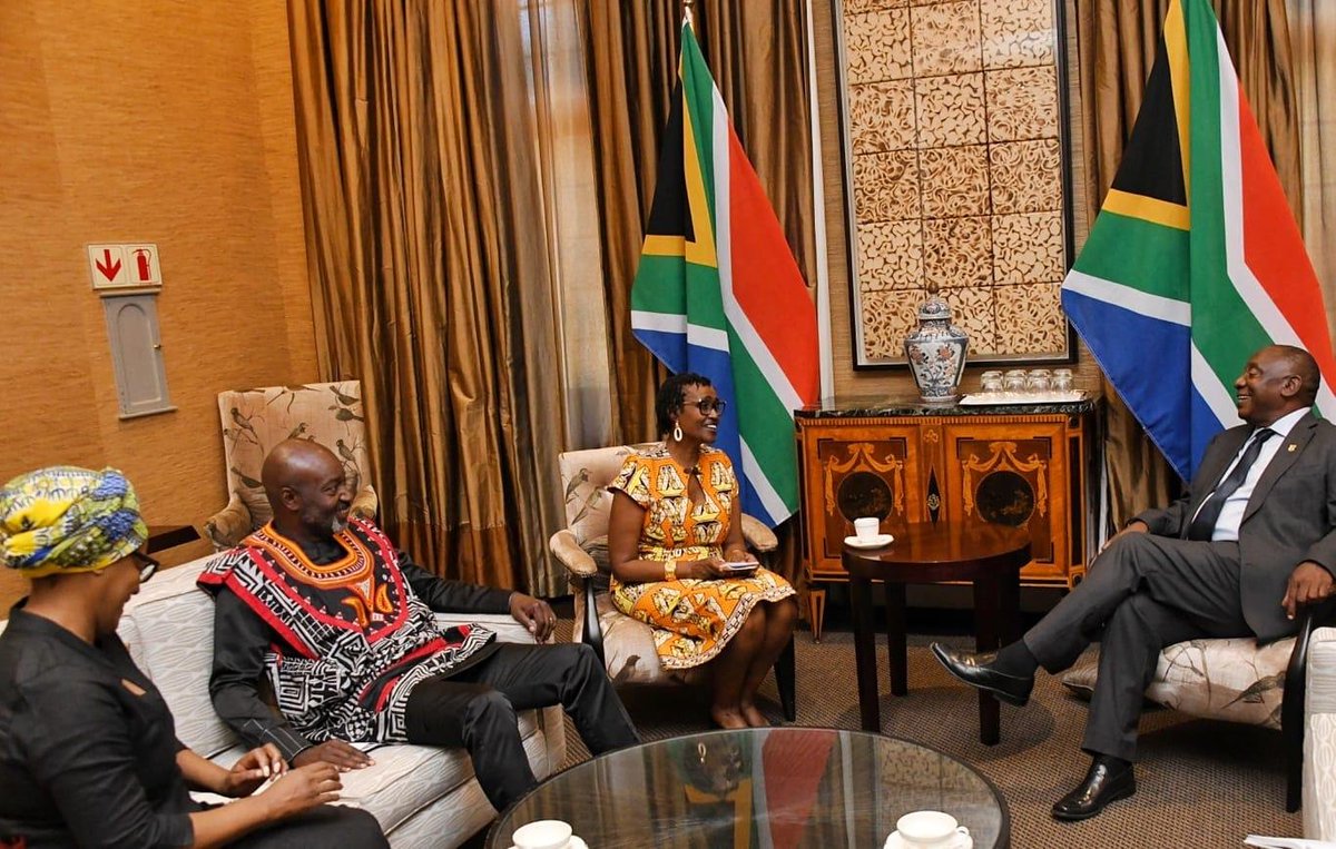 Prez <a href="/CyrilRamaphosa/">Cyril Ramaphosa 🇿🇦</a> gets it! He is leading the fight against #SGBV calling on leaders &amp; all men to commit publicly &amp; walk the talk on zero tolerance. 

Among young people of 15-24 years, 5 girls/young women and 1 boy/man is infected. Sexual violence is a major driver of #HIV