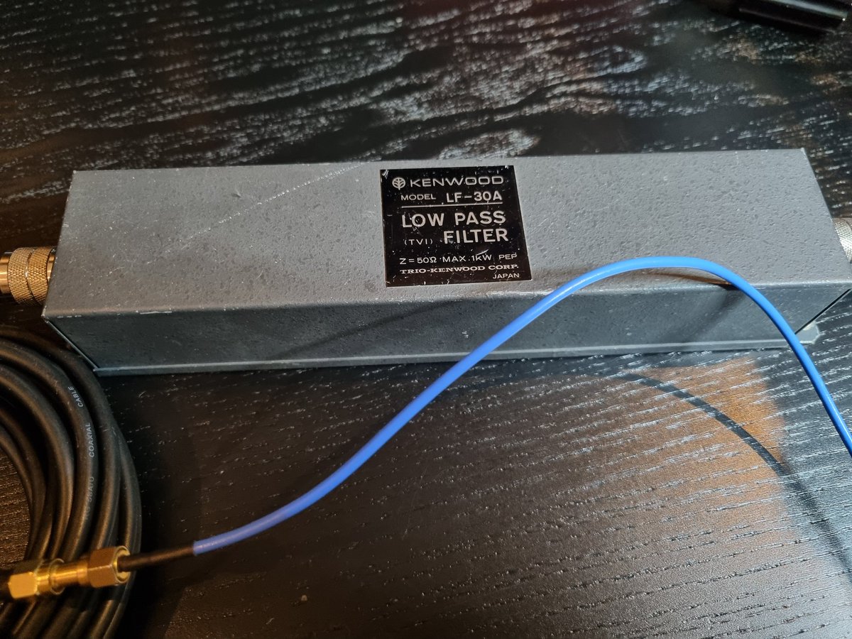 PE1RDP's tweet photo. Around 1980 I was active on #CB and had to use a #lowpass #filter for #TVI but I had no #money
The common #kenwood LF30A was later in use.
See my second tweet for #compare with #WA2QKU
#hamradio #hamr #AmateurRadio #television #interference #27MC https://t.co/OWwsE8bgH9