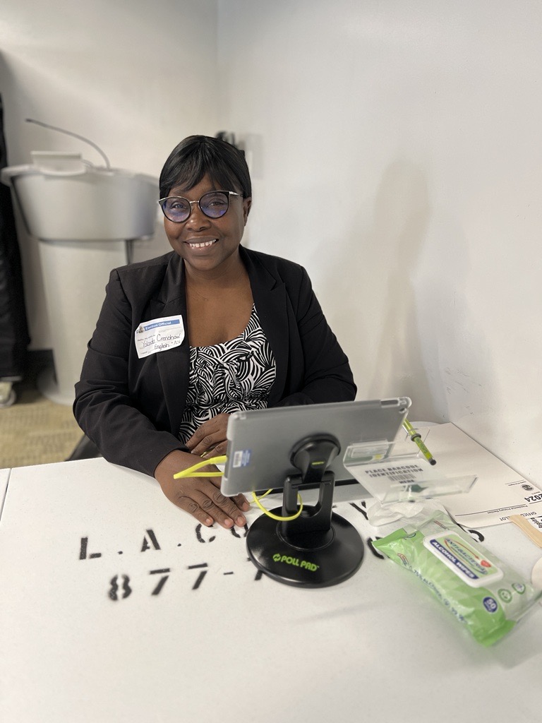 LACountyRRCC's tweet photo. Meet the heroes behind the scenes! 🌟
Our dedicated Election Workers are ready to assist at your local Vote Center daily from 10am-7pm. Swing by, cast your vote, and share a smile with the team making it all happen! 🗳️✨ #ElectionHeroes #EveryVoteIn
🔗: https://t.co/QyO1MFHkIB https://t.co/rgHrYZcibu
