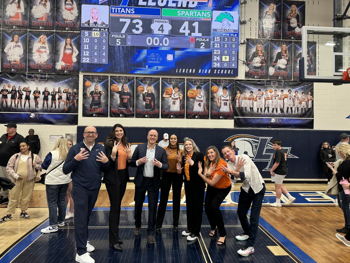 coach_pitz's tweet photo. These Titans are 1 of 8! ❤️ 🏀 ❤️ @LadyTitanSwish
https://t.co/WUraImuRbc #changealifetoday https://t.co/7Vm6pVZaol