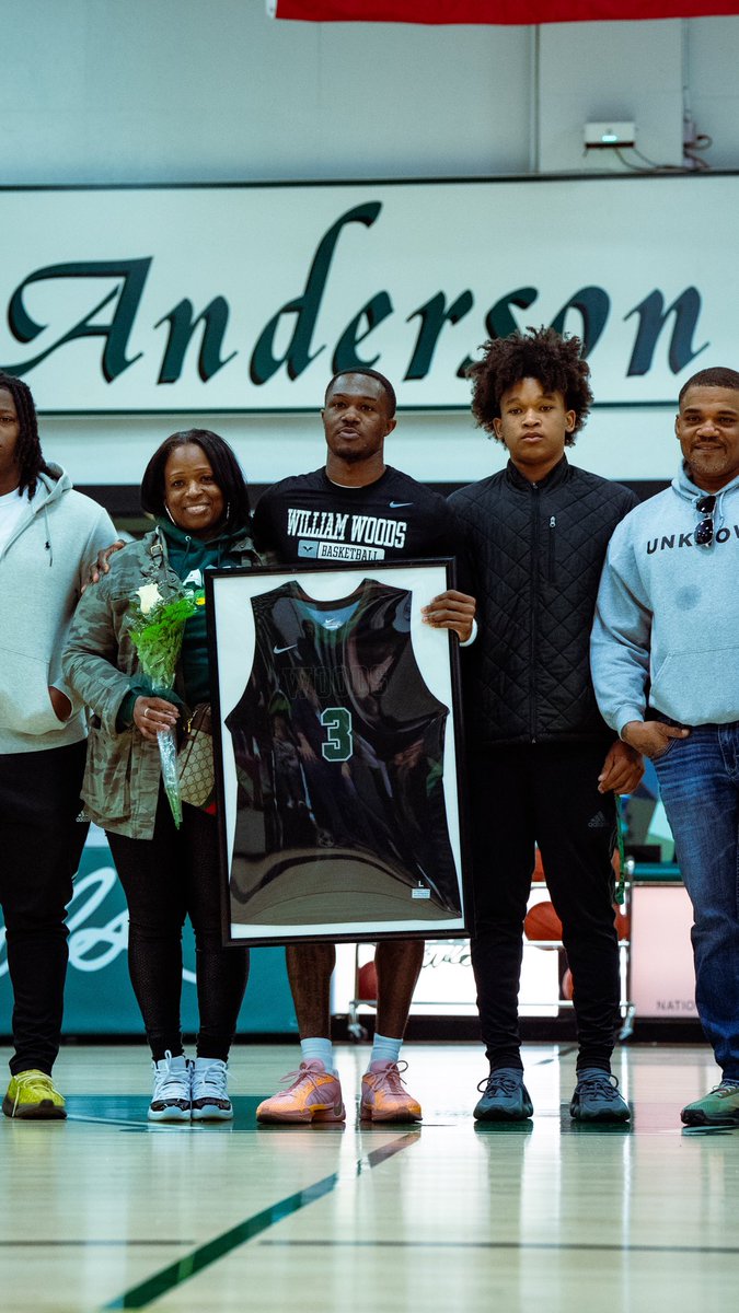 🦉 Senior Day Thread 🦉

            Lavel Harris

Stats from Lincoln Christian, Washington Adventist, &amp; William Woods

Career Totals: 838 pts, 354 reb, 434 ast
Career Highs: 24 pts, 10 reb, 11 ast
Career Averages: 8 pts, 4 ast, 3.3 reb

Thank you Lavel! Woods Family 3️⃣
1/3