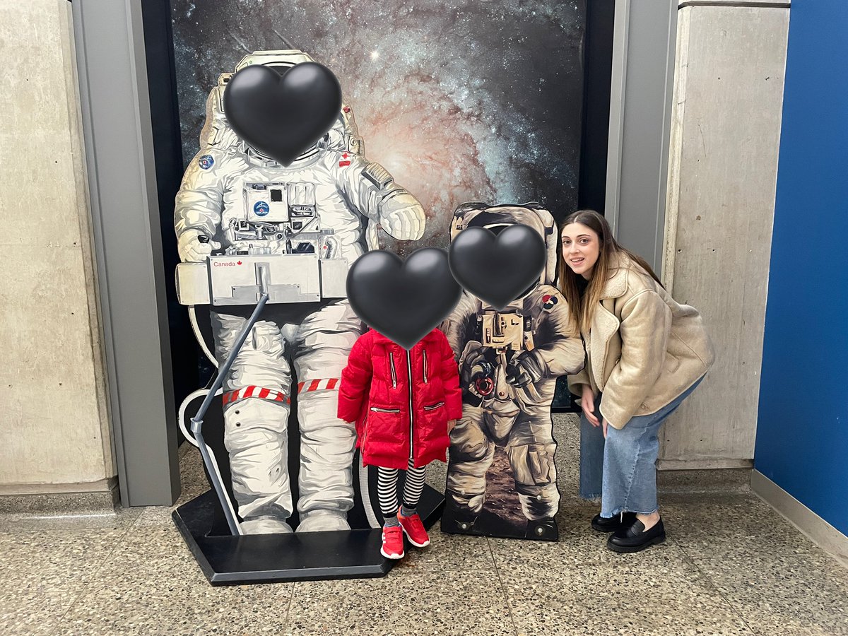 Kindergarten explored the @OntScienceCtr on Thursday with the rest of the @SloanePS_TDSB Kindergarten classes @GoldbergTeacher @cruiz20132018. Favourites were KidSpark, Space, and Rainforest areas. Thanks to all our volunteers for making it a success!