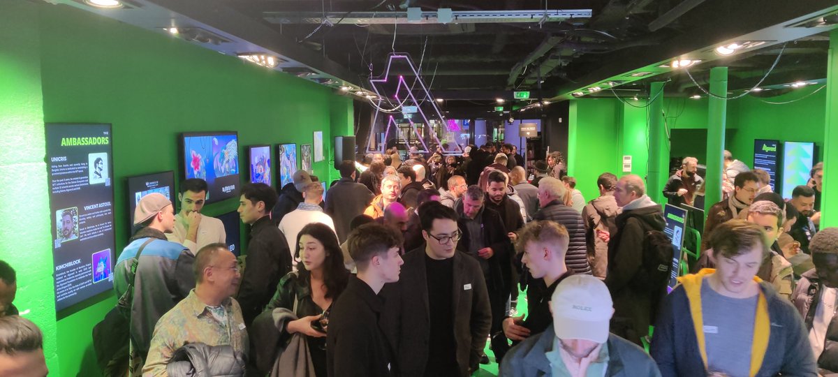 QuentinBuild's tweet image. Thanks to all who made the @EXA_Market event at @NFTFactoryParis during @nft_paris unforgettable!
Big love to @AlgoFoundation for the support! Your presence made it special. Like and share it #algofam and let's spread the joy!