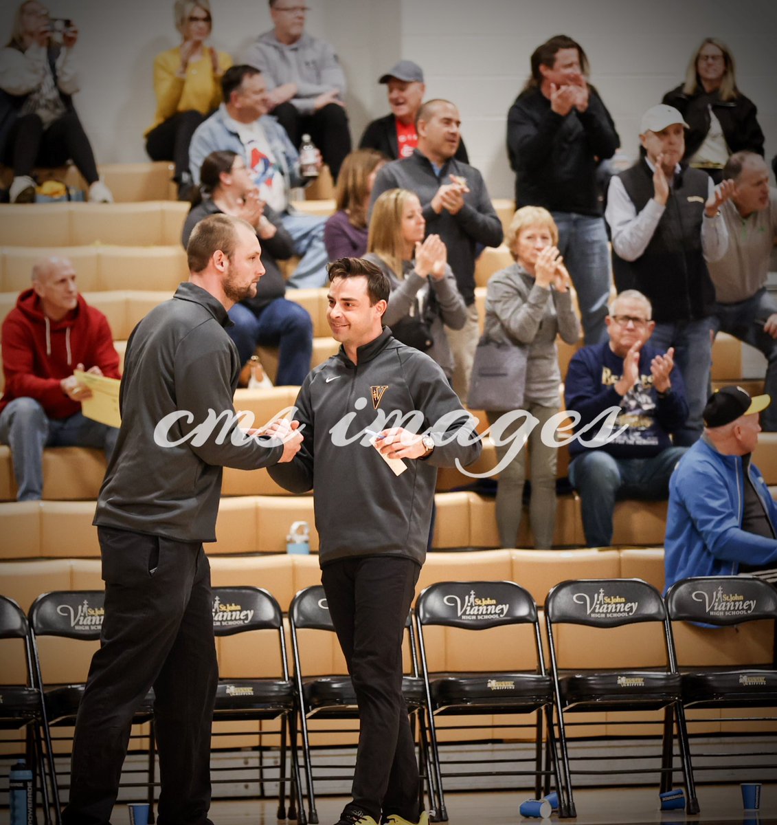 “Just Golden”
Really enjoyed watching this Vianney sophomore team play yesterday afternoon! Very talented &amp; athletic group that are clearly so well coached! Congrats on your great season! <a href="/vianneygriffins/">Vianney Griffins</a> <a href="/Vianneyhoops/">Vianney Basketball</a> <a href="/coachkwalsh/">Kevin Walsh</a> <a href="/MetroSportsSTL/">Metro Sports STL</a> <a href="/scoreboardguy/">SCOREBOARD GUY</a> <a href="/sean_obrien_22/">Sean O'Brien</a>