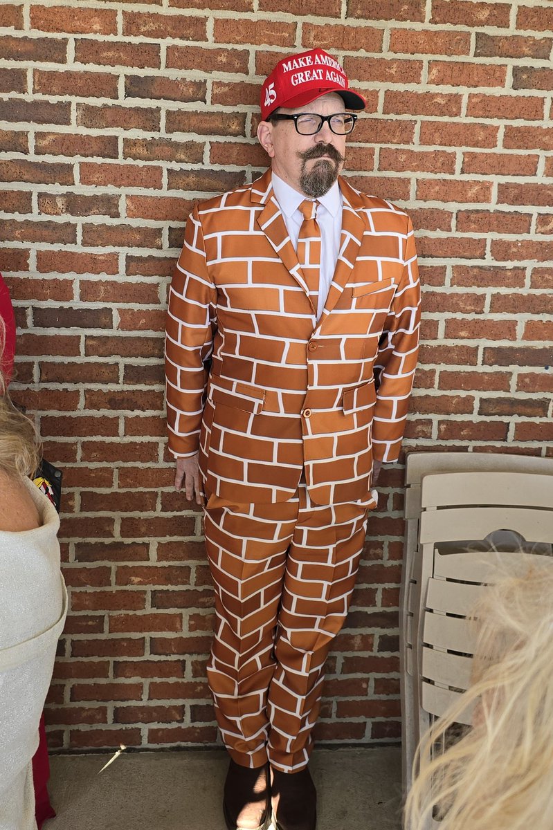 Managed to get near the front of tonight's South Carolina victory party by standing outside undetected all night.