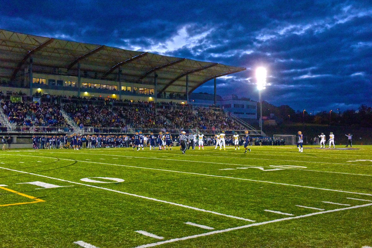 Ja’Mon Mullen7️⃣ (@mullenjamon) on Twitter photo After a great visit and conversation with <a href="/CoachGriffith_/">Zach Griffith</a> and <a href="/CoachLoth/">Coach Loth</a> I am honestly blessed and thankful to receive an offer from <a href="/WestConnFB/">Westconn Football 🐺</a> #AGTG After a great visit and conversation with <a href="/CoachGriffith_/">Zach Griffith</a> and <a href="/CoachLoth/">Coach Loth</a> I am honestly blessed and thankful to receive an offer from <a href="/WestConnFB/">Westconn Football 🐺</a> #AGTG