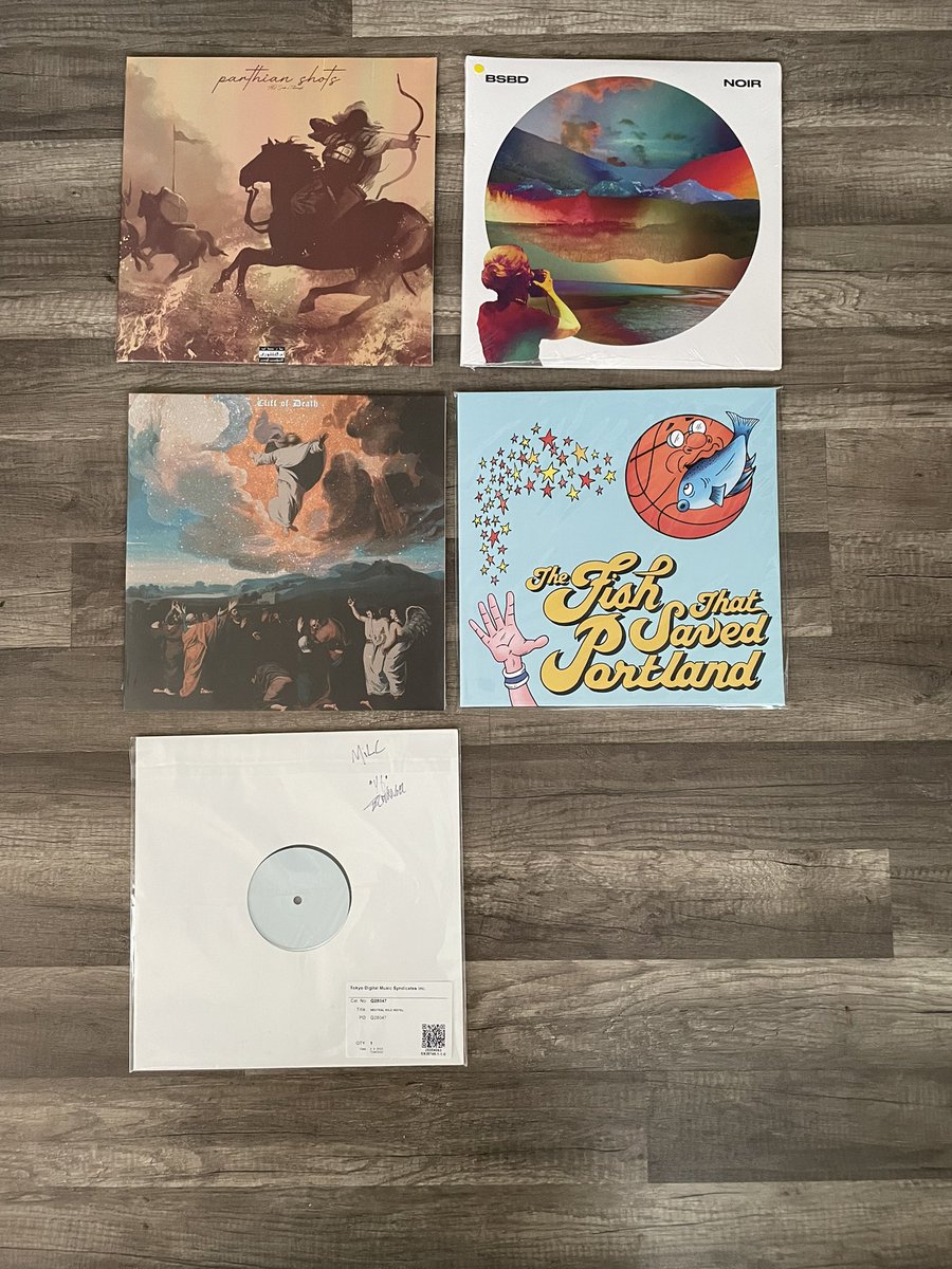 TELEVANGEL_'s tweet image. Bringing The  🐟 of course, a NMM test press, and some other rarities to @TooManyRecords  

Grey “wood” laminate that was put in every house post 2017 not included
