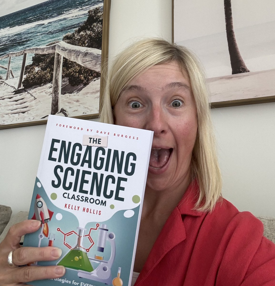 Mary McEvilly Butler (@marymcevillyb) on Twitter photo It’s arrived! <a href="/hollis_k_/">Kelly Hollis</a> Can’t wait to dive into this practical guide to engage students and deepen learning #science (or in any area!). Huge achievement on your debut book! 👏👏👏
amzn.to/4bJIHfQ
#theengagingclassroom #scienceforall #googlechampions #isntshegreat It’s arrived! <a href="/hollis_k_/">Kelly Hollis</a> Can’t wait to dive into this practical guide to engage students and deepen learning #science (or in any area!). Huge achievement on your debut book! 👏👏👏
amzn.to/4bJIHfQ
#theengagingclassroom #scienceforall #googlechampions #isntshegreat