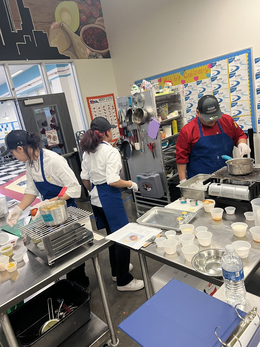 CulinaryMilby's tweet photo. Busy Saturday for our culinary kids. ProStart Practice and NASA competition!!!! https://t.co/g9T5OxQw3T