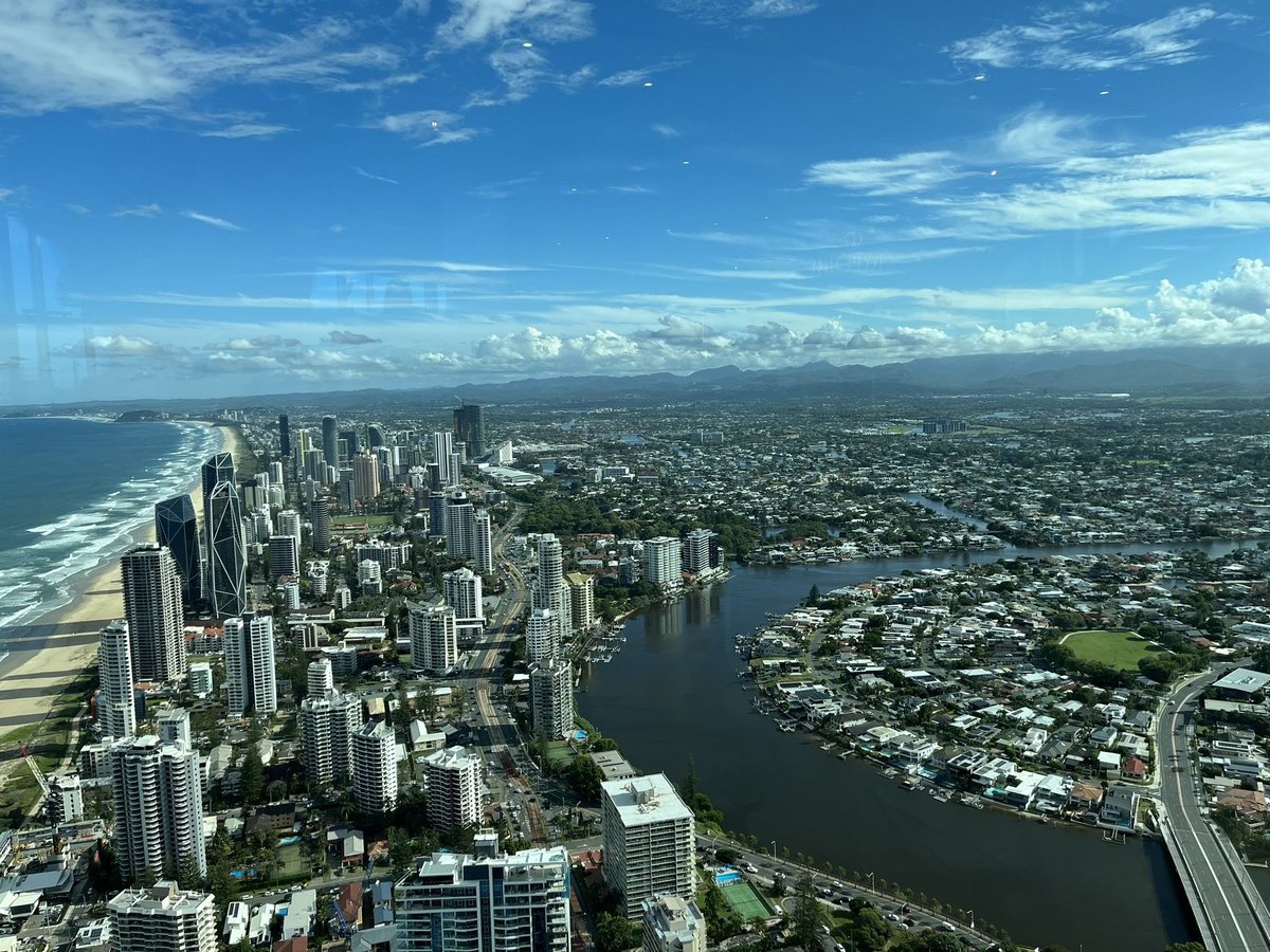 kazuya_nasu's tweet photo. #skypoint
How spectacular!
I felt as if I fly in the sky.
#australia
#q1 https://t.co/iBTvQ9k3JP