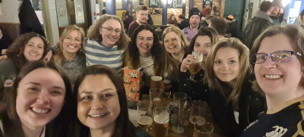 CastleHockeyEd's tweet photo. Joint night out with @EdinburghCaley to celebrate the rugby! https://t.co/Avl5ExE9Yq