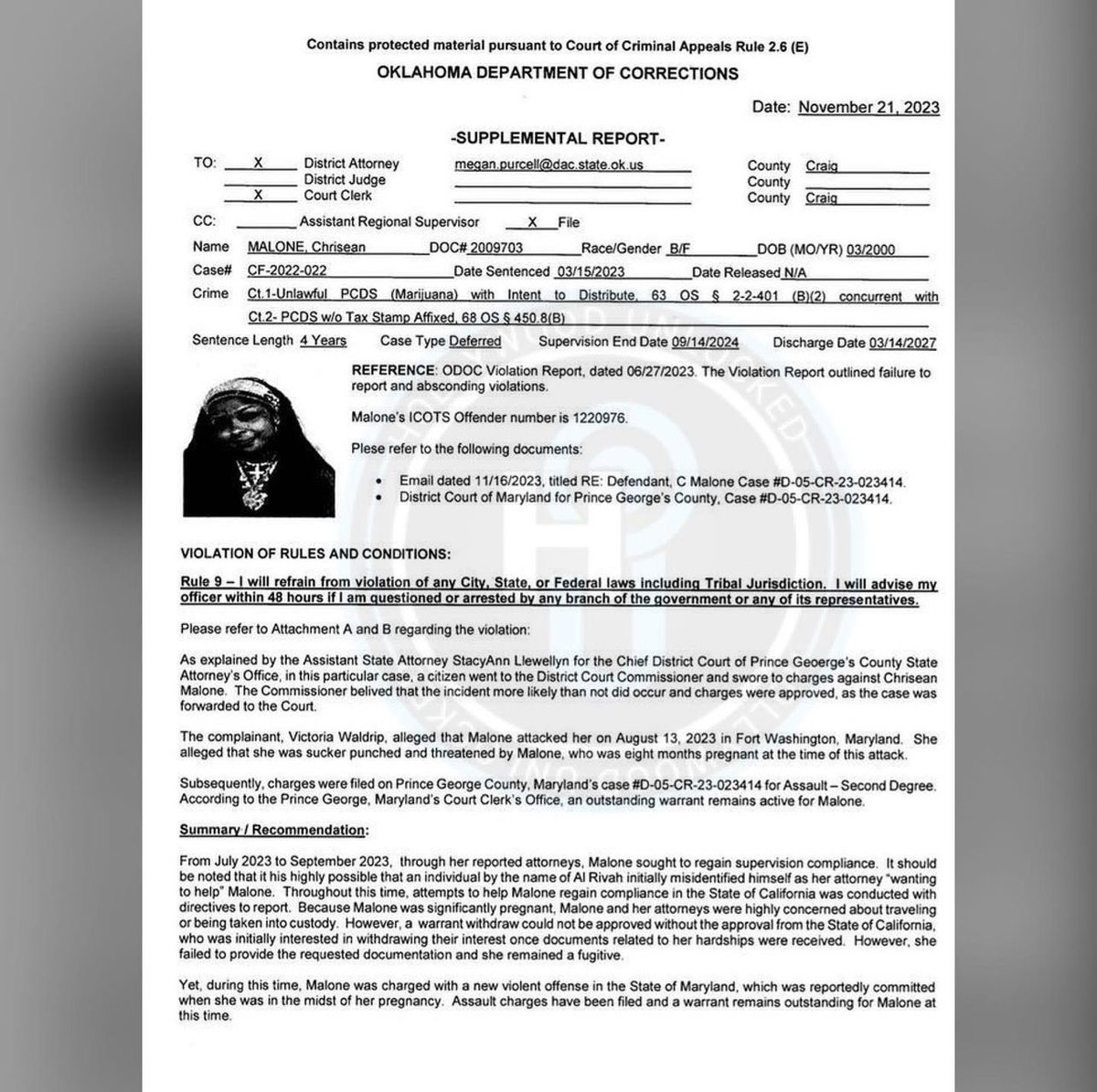 ayanaDGAF's tweet photo. @ChriseanMalone time to turn urself in for your Oklahoma bench warrant, assaulting #JamesWrightChanel with big ass rings on, assaulting #WoahVicky, and your former hairstylist.. karma came for ur ass cuz u treat ppl like 💩💩💩💩 who’s gonna watch #ChriseanJr now?? #ChriseanRock https://t.co/e3R5OimEZ1