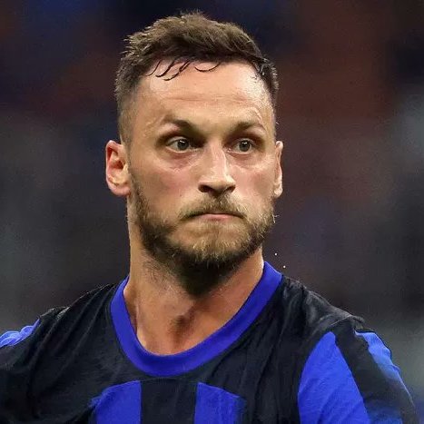 Dr. Tuitter tweet media