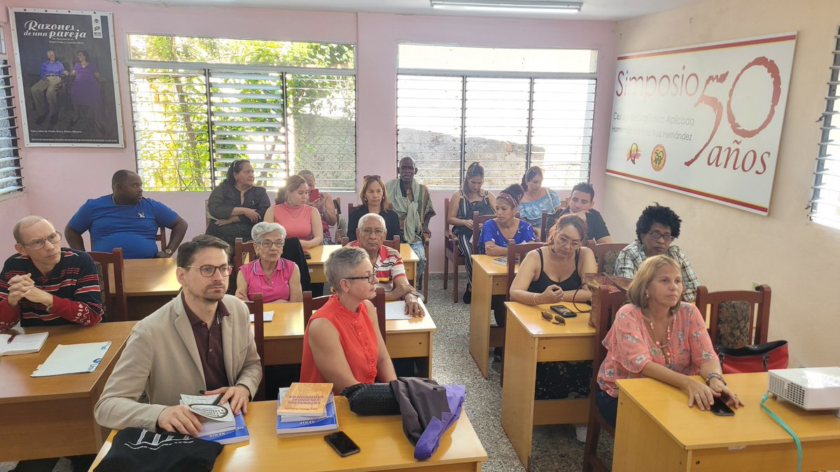 Hoy el Centro de Lingüística Aplicada tuvo el honor de recibir a los profesores de la Univ. de Verona, Italia, Dr. Matteo De Beni y Dra. Elisa Sartor junto con el claustro del doctorado Lengua y Discurso de la facultad de Humanidades de la Univ. de Oriente.Gracias por visitarnos.