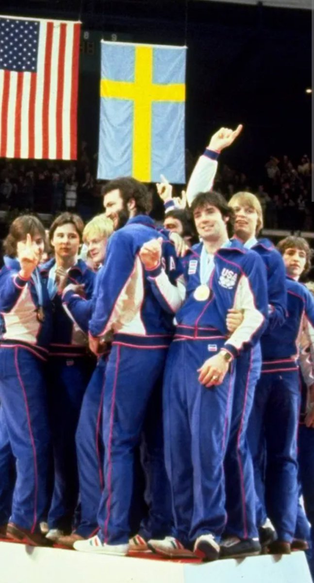 On this day in 1980, the USA men's Olympic ice hockey team defeated Finland 4-2 to win the Olympic gold medal. #usa  #usahockey #olympics #usagold #1980winterolympics #1980olympics #lakeplacid #goldmedal #gold #usavsfinland