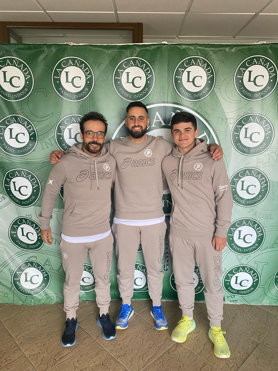 CPDamm's tweet photo. ¡Fin de la segunda jornada del #TyCPremium1!
🔸️Aitor, Victor y Javi, María y Jimena caen en semifinales.
🔸️Samu y su compañero Álex, y Manu con Izan pelearán mañana para alzarse con la victoria en categoría infantil y cadete, respectivamente.🔛💪 https://t.co/YxWq8yyHo1