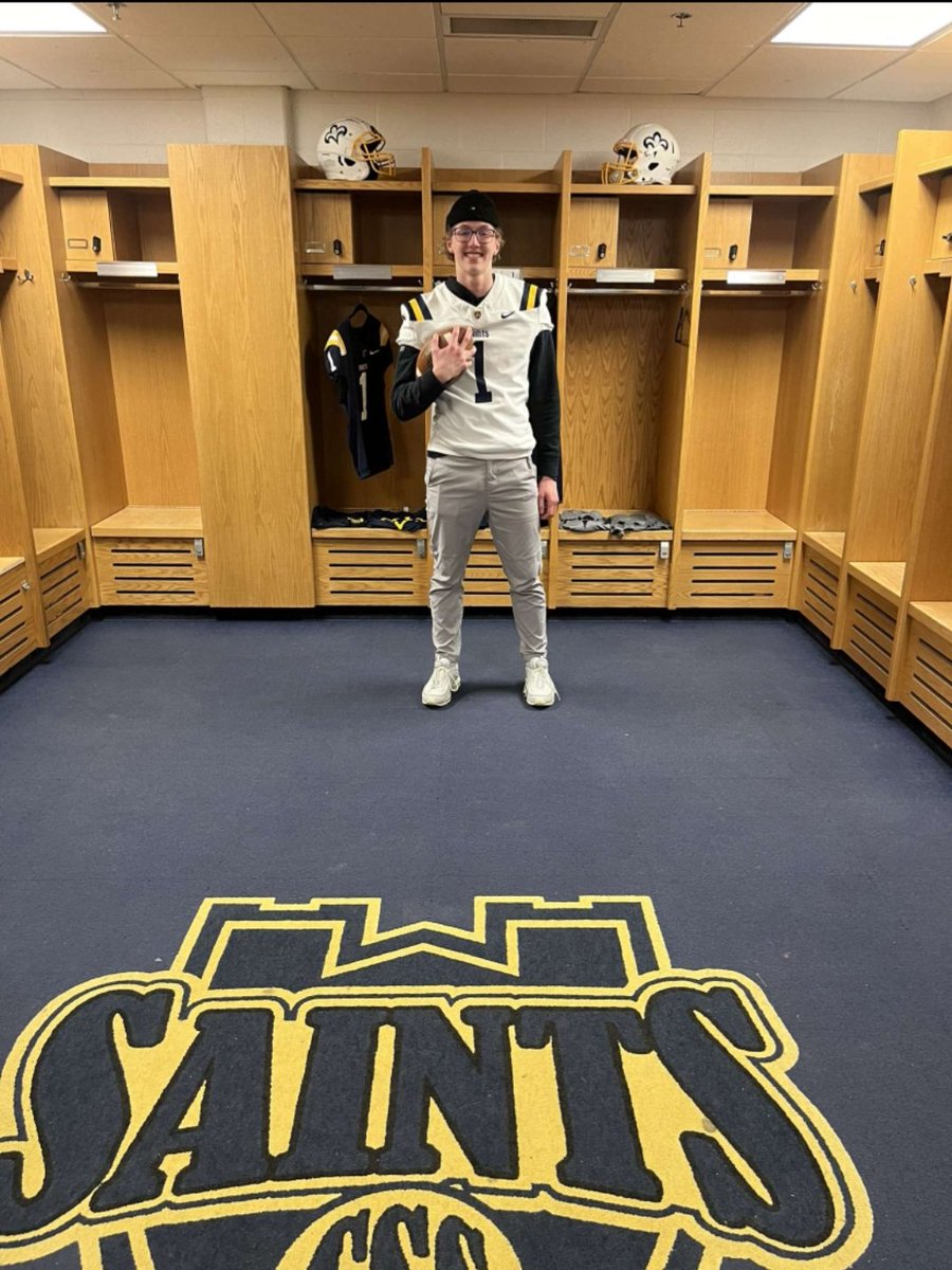 Amazing visit with <a href="/CSSSaintsFB/">Saints Football</a> <a href="/CoachBolme/">Coach Jon Bolme</a> and <a href="/Coach_Heffernan/">Mike Heffernan</a> today! Beautiful school, fantastic facilities and incredible program. Thanks so much for the day!