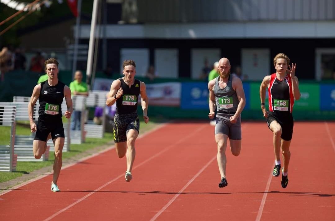 Ter Specke Bokaal Lisse

De inschrijvingen zijn geopend! Doe je ook mee op 11 mei? Schrijf je snel in!

#tsb #lisse #atletiek #t_fseries