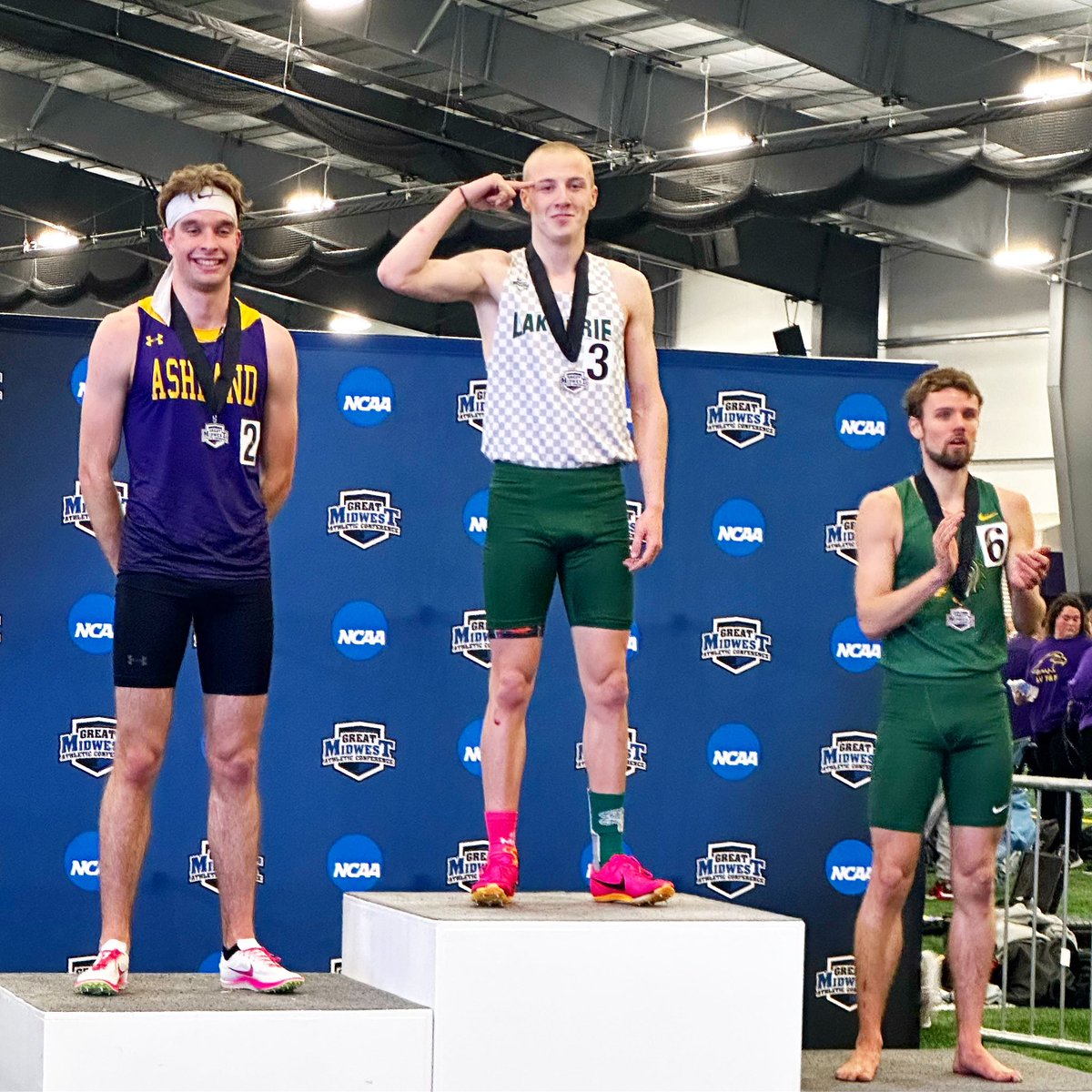 G-MAC CHAMP 🫡

Harry Ross-Hughes wins the 2024 G-MAC Championship in the men’s indoor 800m making it the second straight year he’s taken home the honors. 

With the victory, he also sets the school record, G-MAC record, facility record, and meet record!

Congratulations, Harry!
