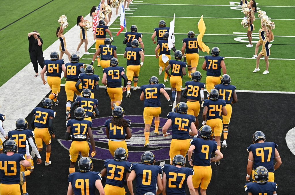 #AGTG I am blessed to receive a offer to Texas Wesleyan @cobecraft