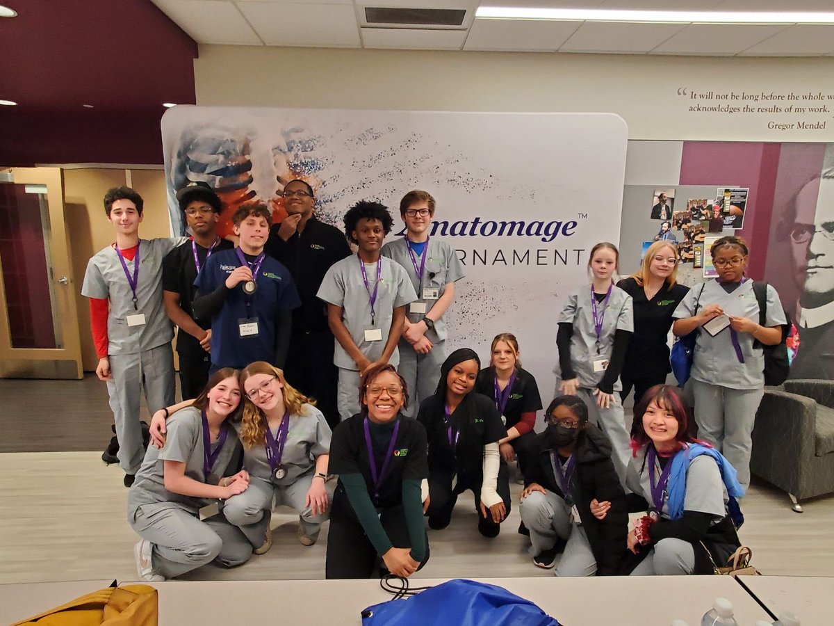 Students got to visit a Cadaver lab, stain bacteria and also learn anatomy! Another fun day with pre-med.  Thanks to Mrs Allen for chaperoning