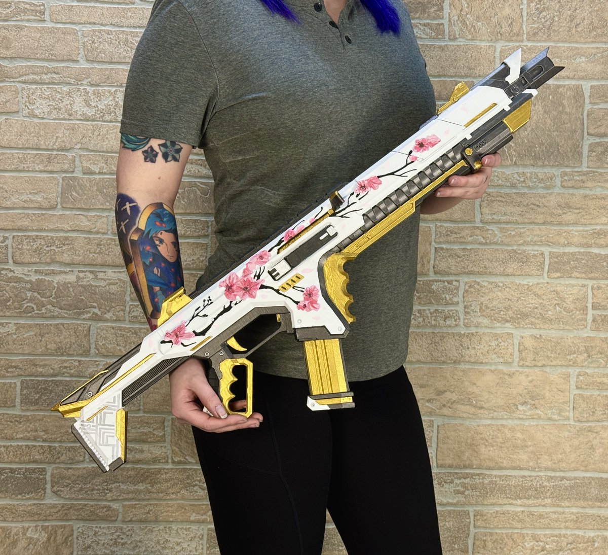 Senpai3D's tweet photo. I got several requests for the weapon skins from the Post Malone x Apex Legends event, so I finally made the time to design & make a couple. I'm happy to now offer the Incognito Wingman & the Sakura Classic R301 at https://t.co/icDazgywBc!
Durumi Crypto Blade & Top Tier Flatline are in-progress now so keep an eye out!
#ApexLegends #ApexlegendsFanart