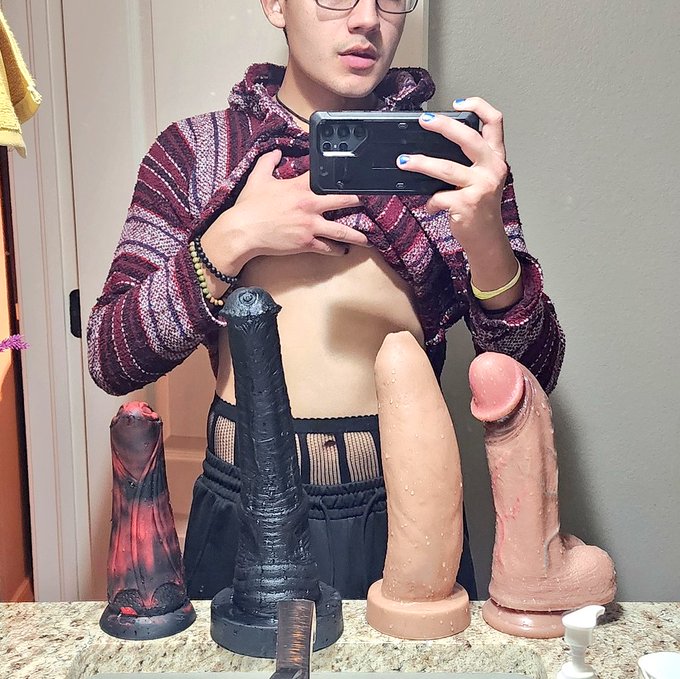 Had fun last night expect some vids soon 🤪🤪🤪 https://t.co/w6mhJU8Y6V