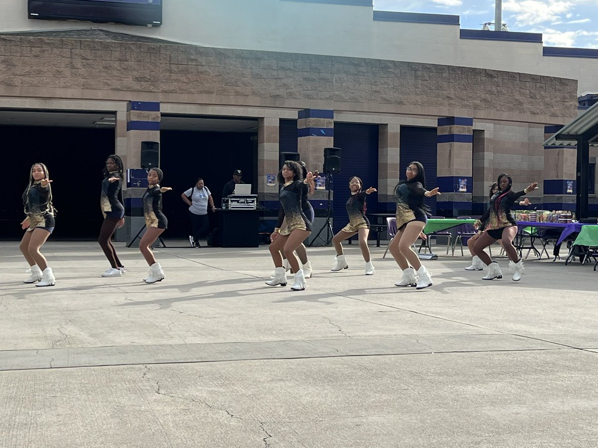 This afternoon, RCHS hosted the 3rd annual Black Cultural Celebration.  We had over 20 vendors from a variety of local businesses, food vendors selling amazing food, crafts, activities, performances, and so much more!  Thank you to everyone who joined us today!
<a href="/RanchoHSCougars/">Principal Aikens</a>