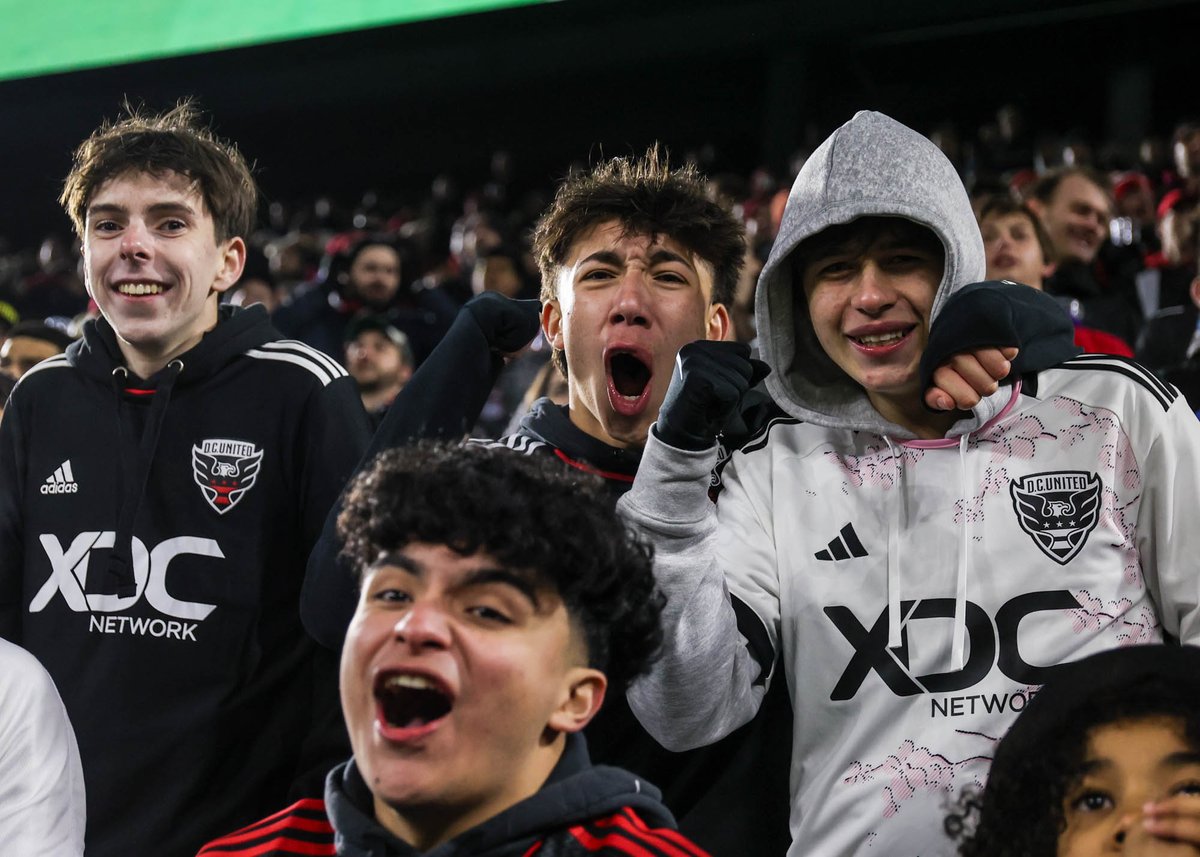 dcunited tweet picture