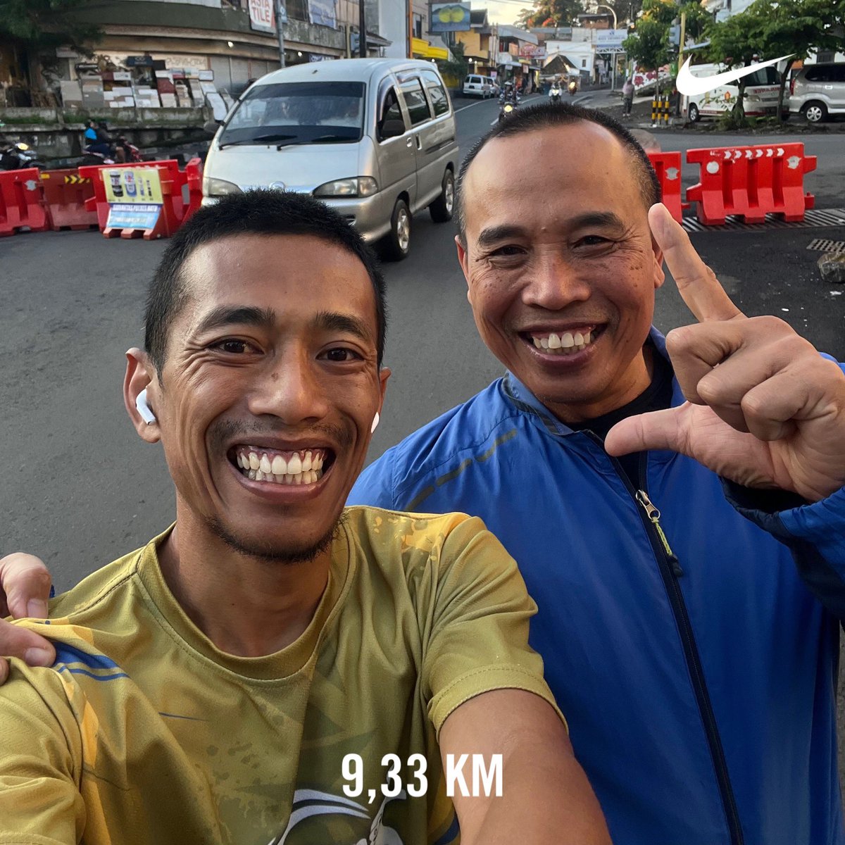 AzizSan44's tweet image. Hallo Om @Sisainamera 
Salam dari Pak Poo 😅

#BatuRunners #InfoRunnersBatu #JustDoItSunday