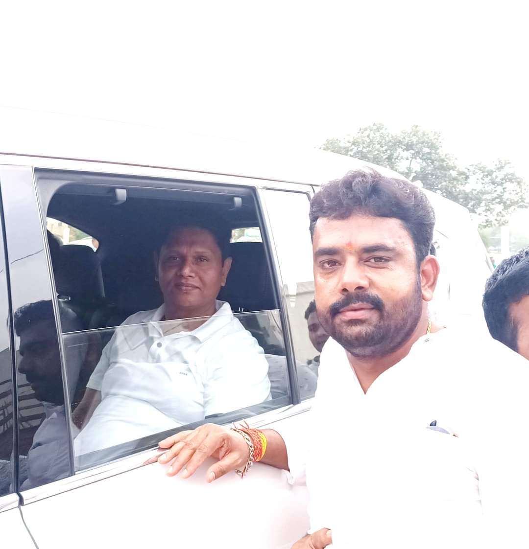 ଭଣ୍ଡାରୀପୋଖରୀ ନିର୍ବାଚନ ମଣ୍ଡଳୀ ଆଖୁଆପଦା ଠାରେ ବୈତରଣୀ ବାମପାର୍ଶ୍ୱ ବନ୍ଧର ସୁଦୃଢ଼ୀକରଣ ଓ ପକ୍କାରାସ୍ତା ନିର୍ମାଣ କାର୍ଯ୍ୟ ପାଇଁ 'ଆମ ଓଡ଼ିଶା ନବୀନ ଓଡ଼ିଶା' ତଥା #5T ଅଧ୍ୟକ୍ଷ ଶ୍ରୀଯୁକ୍ତ ଭି. କାର୍ତ୍ତିକ ପାଣ୍ଡିଆନ୍ ଙ୍କ କ୍ଷେତ୍ର ପ୍ରଦର୍ଶନ। <a href="/pranabpdas/">Pranab Prakash Das</a> <a href="/Vkpandianfancl1/">Vkpandianfanclub</a> <a href="/nabina_odisha/">Nabina Odisha</a>