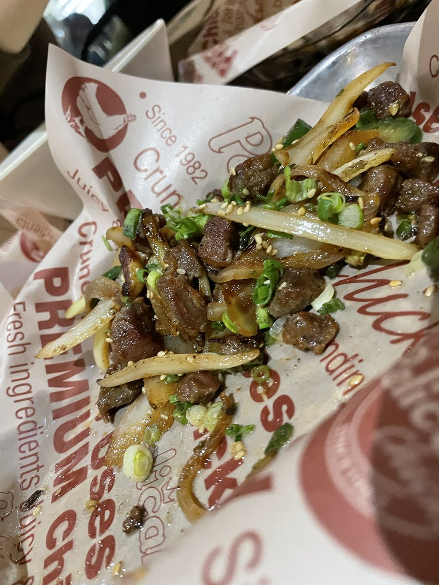 johnpuhawan's tweet image. Lil Snacky. #chicken #gizzard