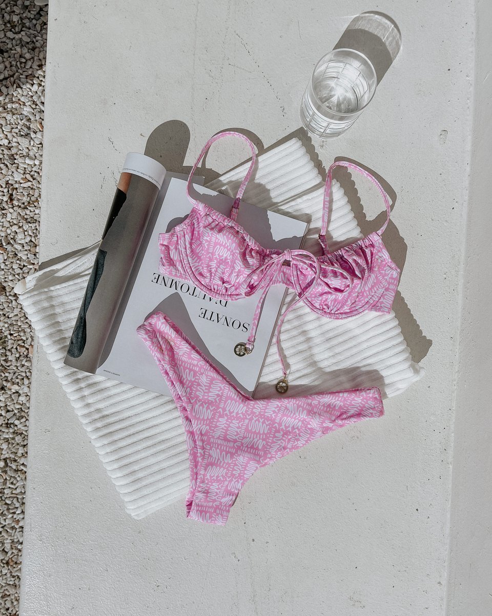 lulusdotcom's tweet image. it's always 75 degrees somewhere ☀ stock up on all of our latest bikinis so you're ready when you finally book that flight ✈️ (or when the UV hits 5) #lovelulus #swimwear #bikiniseason