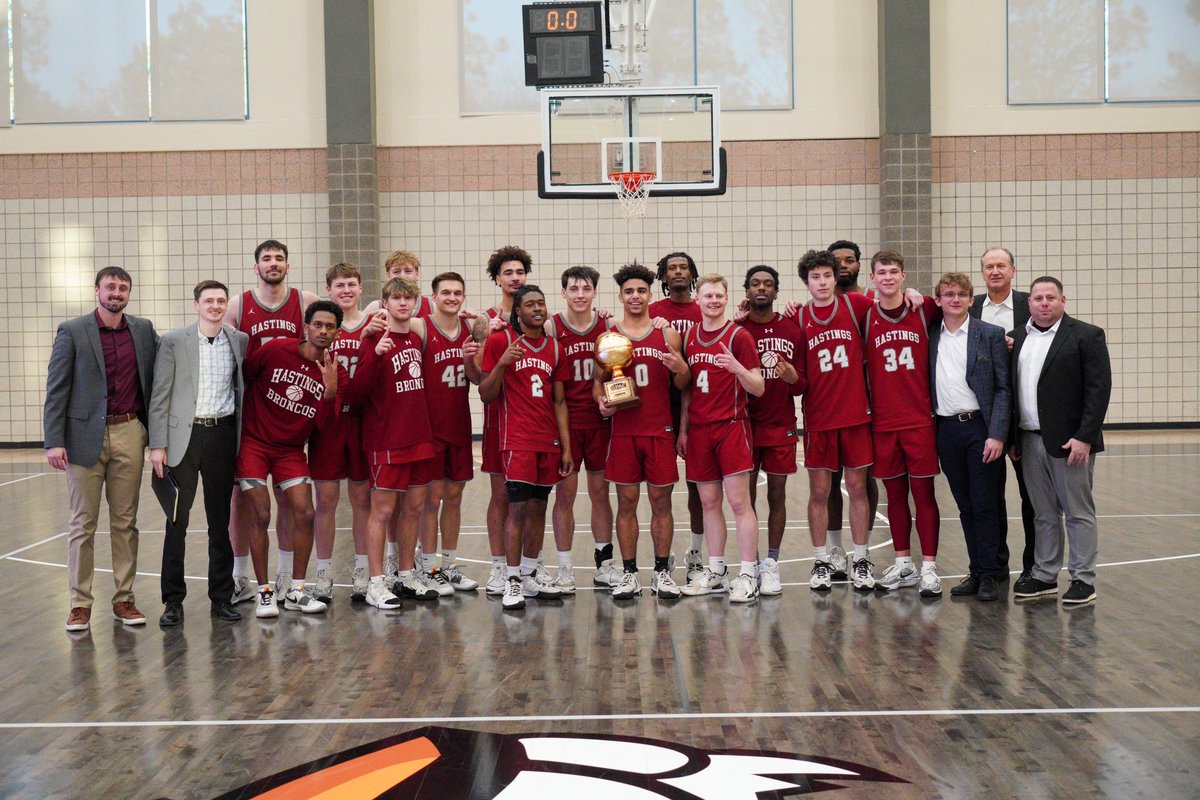 GPAC REGULAR SEASON CHAMPIONS!!!!
IT’S A GREAT DAY TO BE A BRONCO🐴
#GDTBAB