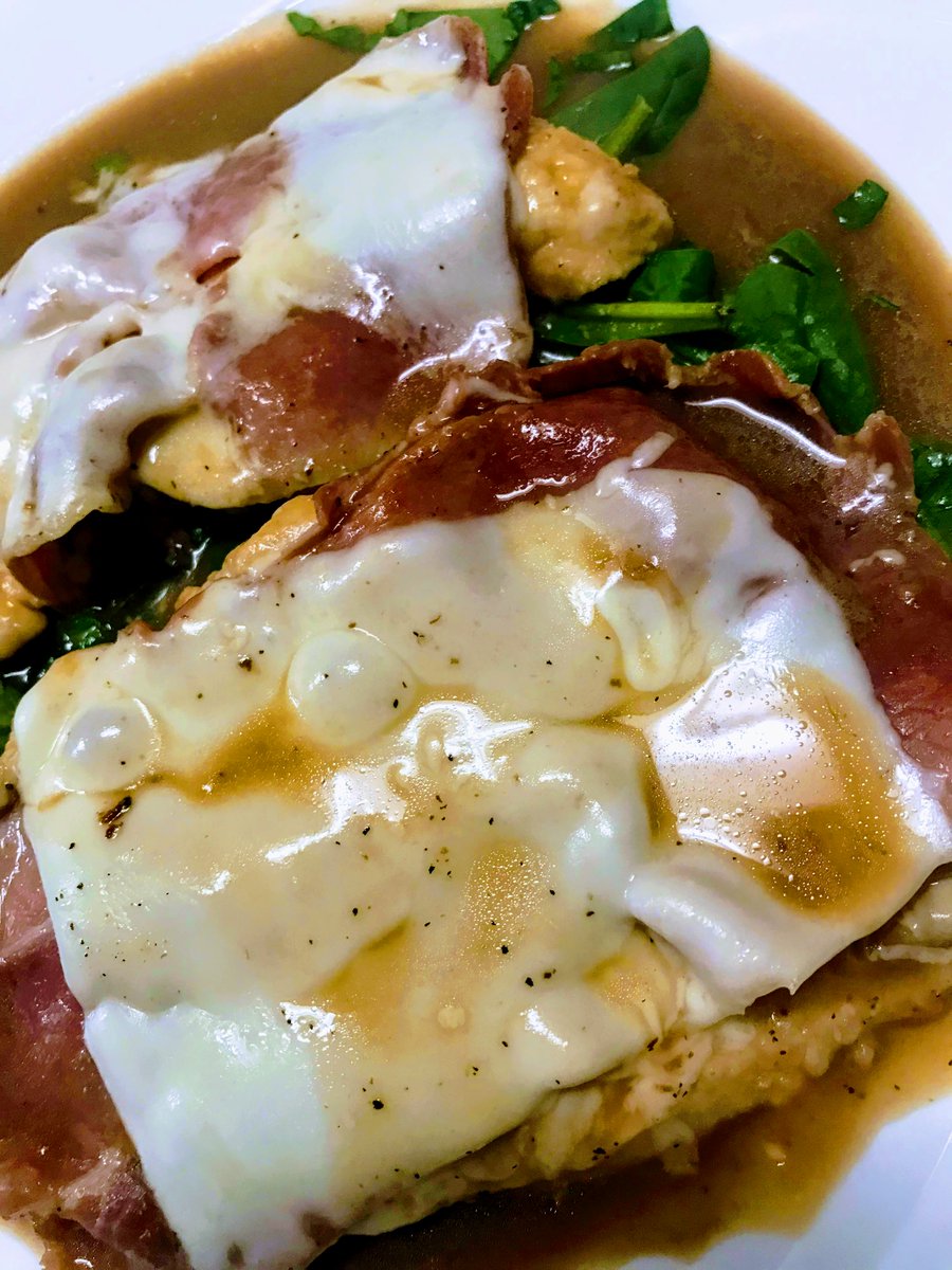 PastaNJ's tweet photo. Open 7 days a week,, free parking and BYOB. We deliver to areas of Clark, Cranford, Rahway and Linden. Come taste the difference. The best homemade italian food in New Jersey. #pastaNJ #linden #ItalianRestaurant #pizza #PizzaNJ https://t.co/Yx8eN1LgG5 https://t.co/NJ4mb1fCP8