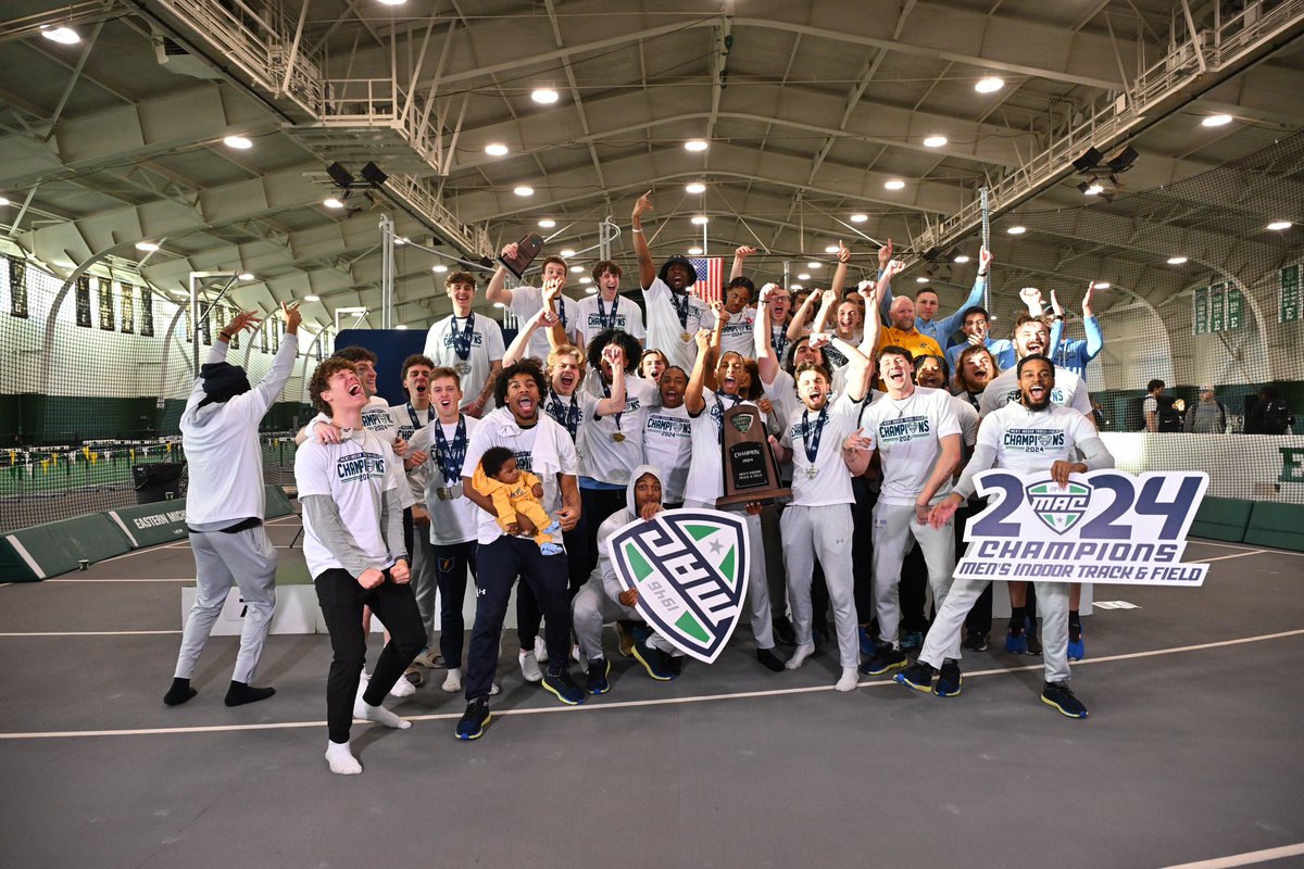 KentStAthletics's tweet image. Mood 😎 your 2024 MAC Champions!

#GoFlashes⚡️