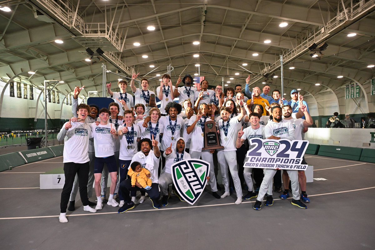 KentStAthletics's tweet image. Mood 😎 your 2024 MAC Champions!

#GoFlashes⚡️