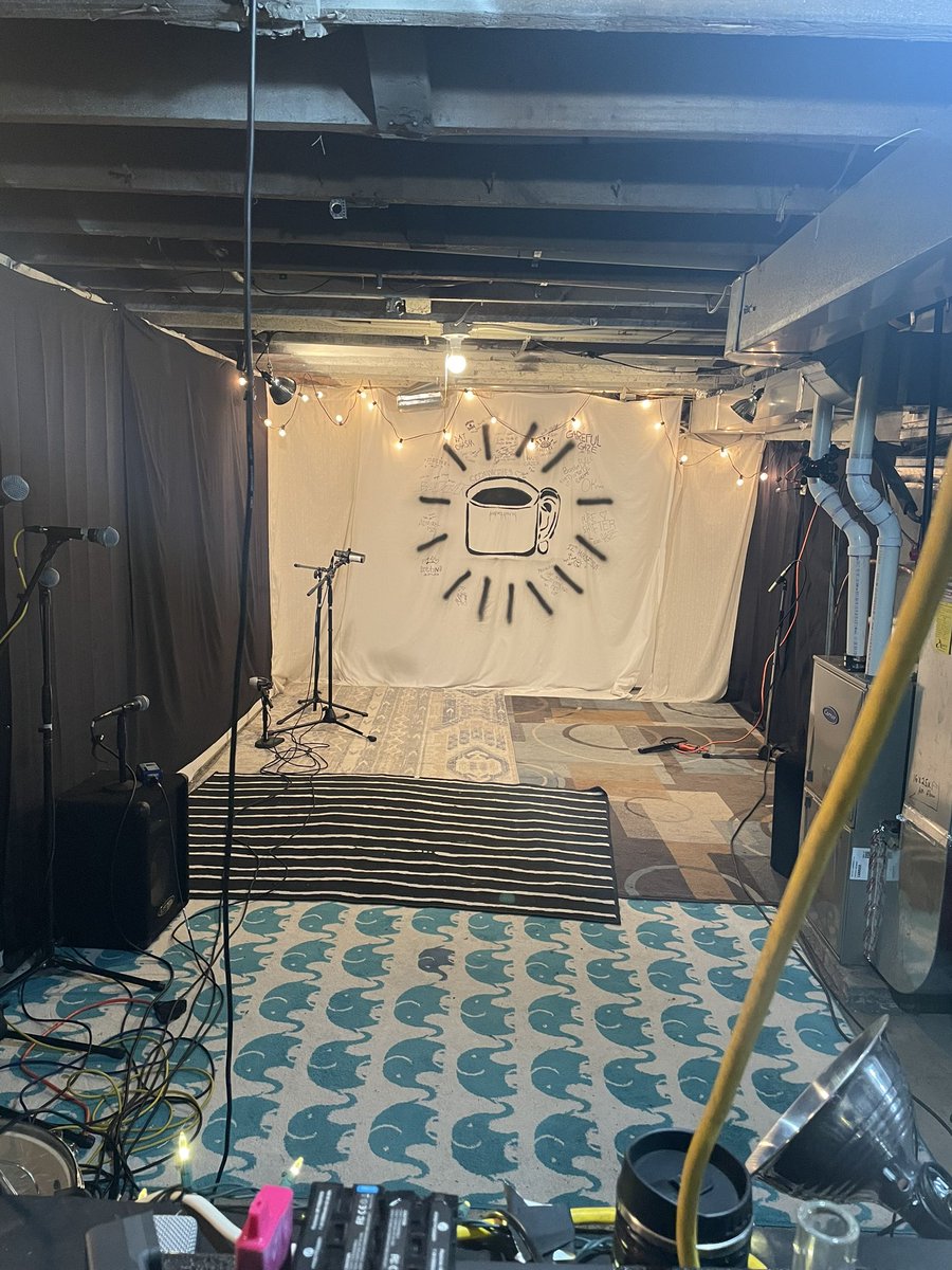 𝔼𝕒𝕣 ℂ𝕠𝕗𝕗𝕖𝕖 tweet media