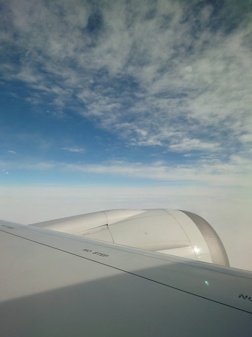 「航空機 風景」のTwitter画像/イラスト(新着)