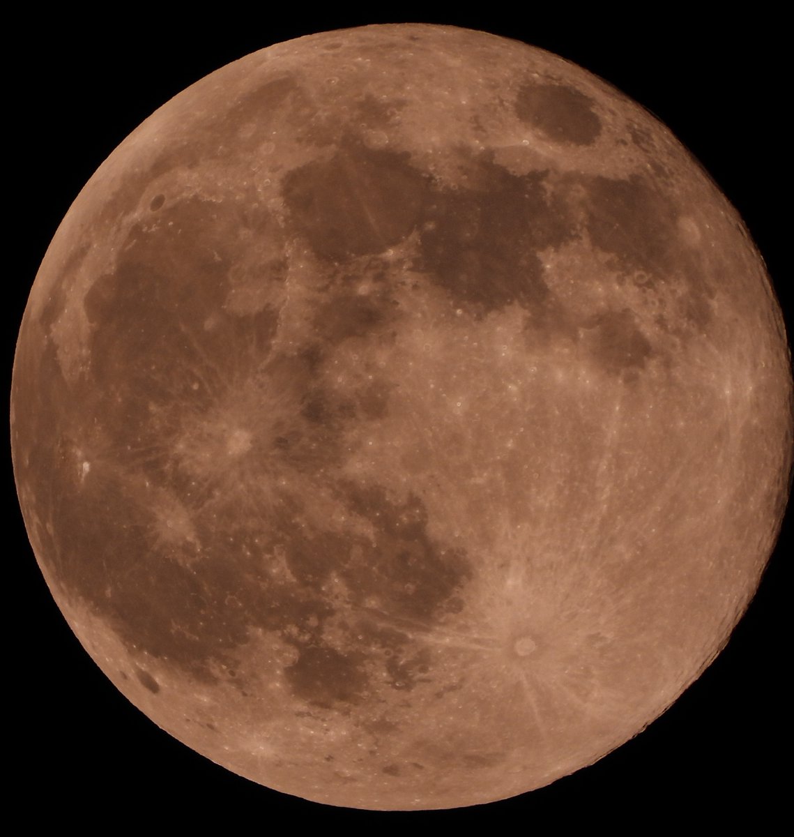 danzig_stephen's tweet photo. 24 February 2024 Full Snow Moon https://t.co/0mZghxNCf7